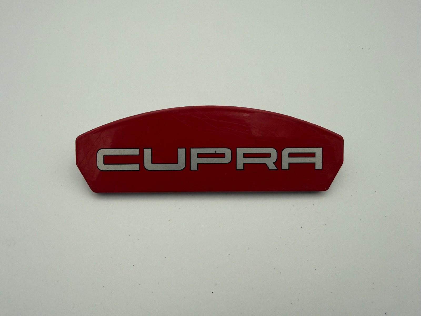 SEAT CUPRA LEON GENUINE BRAKE CALIPER COVER RED LOGO PLATE X1 5G0698221