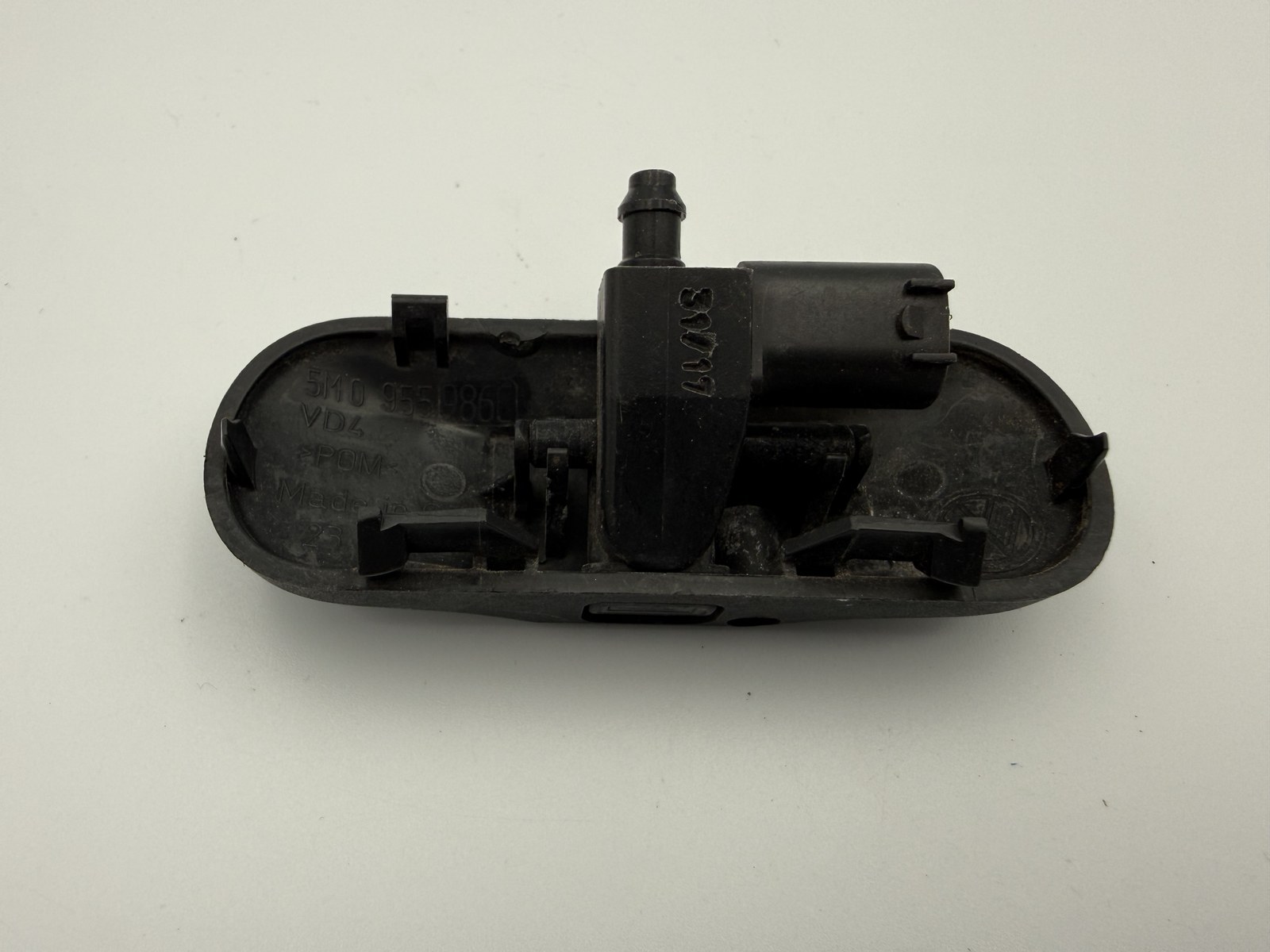 VW AUDI SEAT SKODA WINDSCREEN HEATED WASHER NOZZLE 5M0955986C