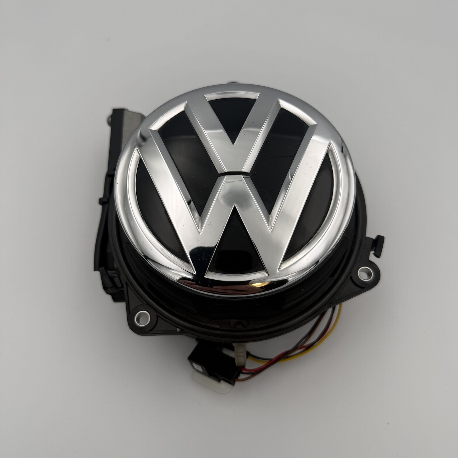 VW GOLF MK7 MK7.5 TAILGATE BOOT LID HANDLE BADGE REVERSE CAMERA 5G0827469F