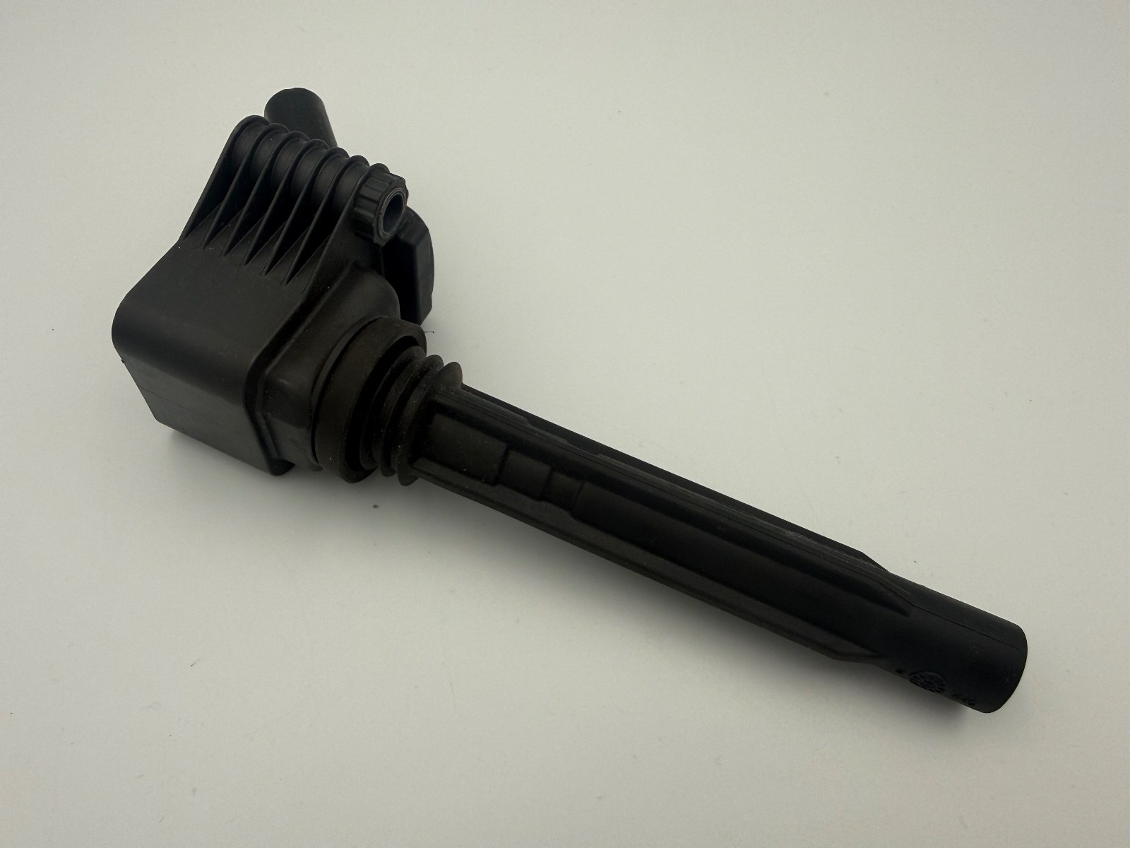 VW AUDI SEAT SKODA GOLF R MK7 S3 8V LEON CUPRA 2.0 IGNITION COIL